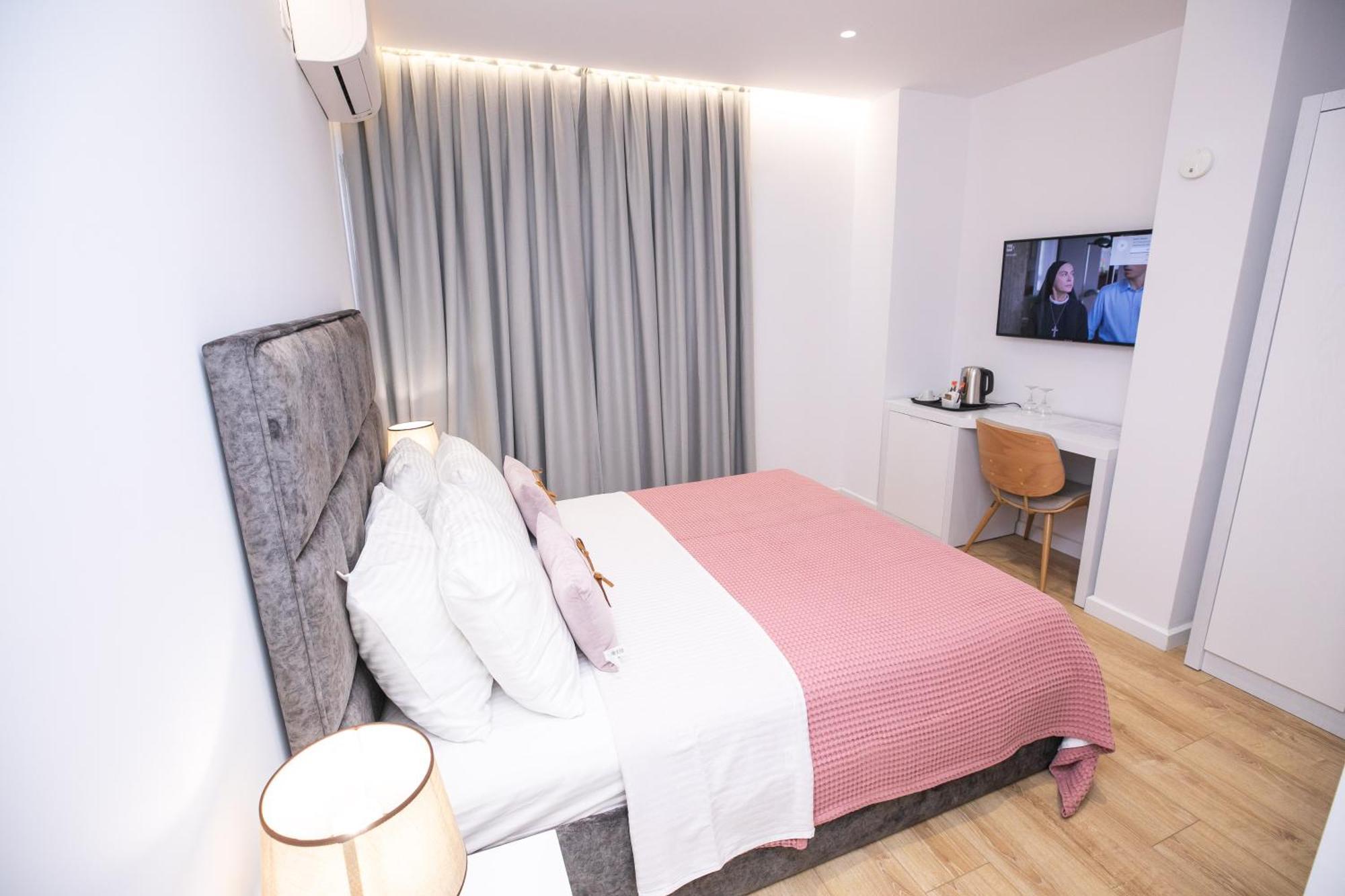 Hotel Elior Тирана Екстериор снимка